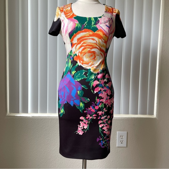 BLUMARINE Large Rose Floral Print Stretch Bodycon Dress Size: S  $2327 - Picture 3 of 16